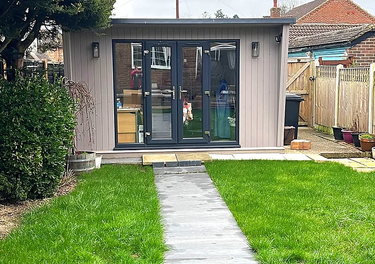 bd8027_a03e2c81168f43c188864d5eb81ee6ed~mv2